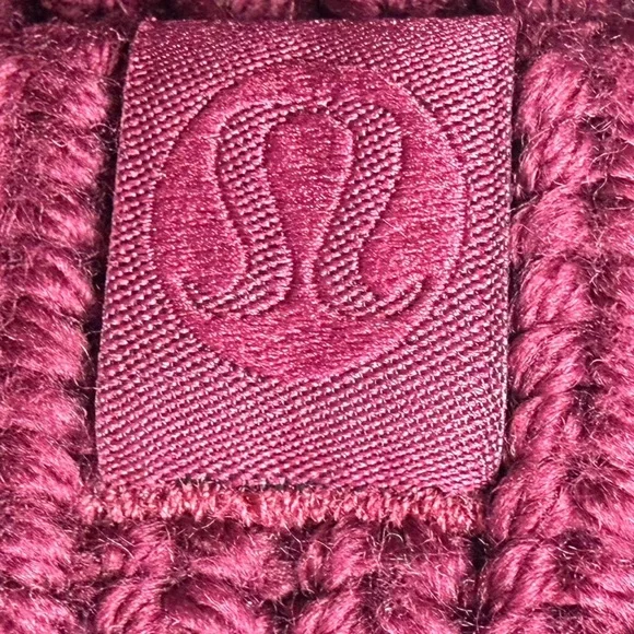 Lululemon Close Fit Wool-Blend Ribbed Knit Beanie, Deep Lux, NWT, OS - Picture 2 of 4